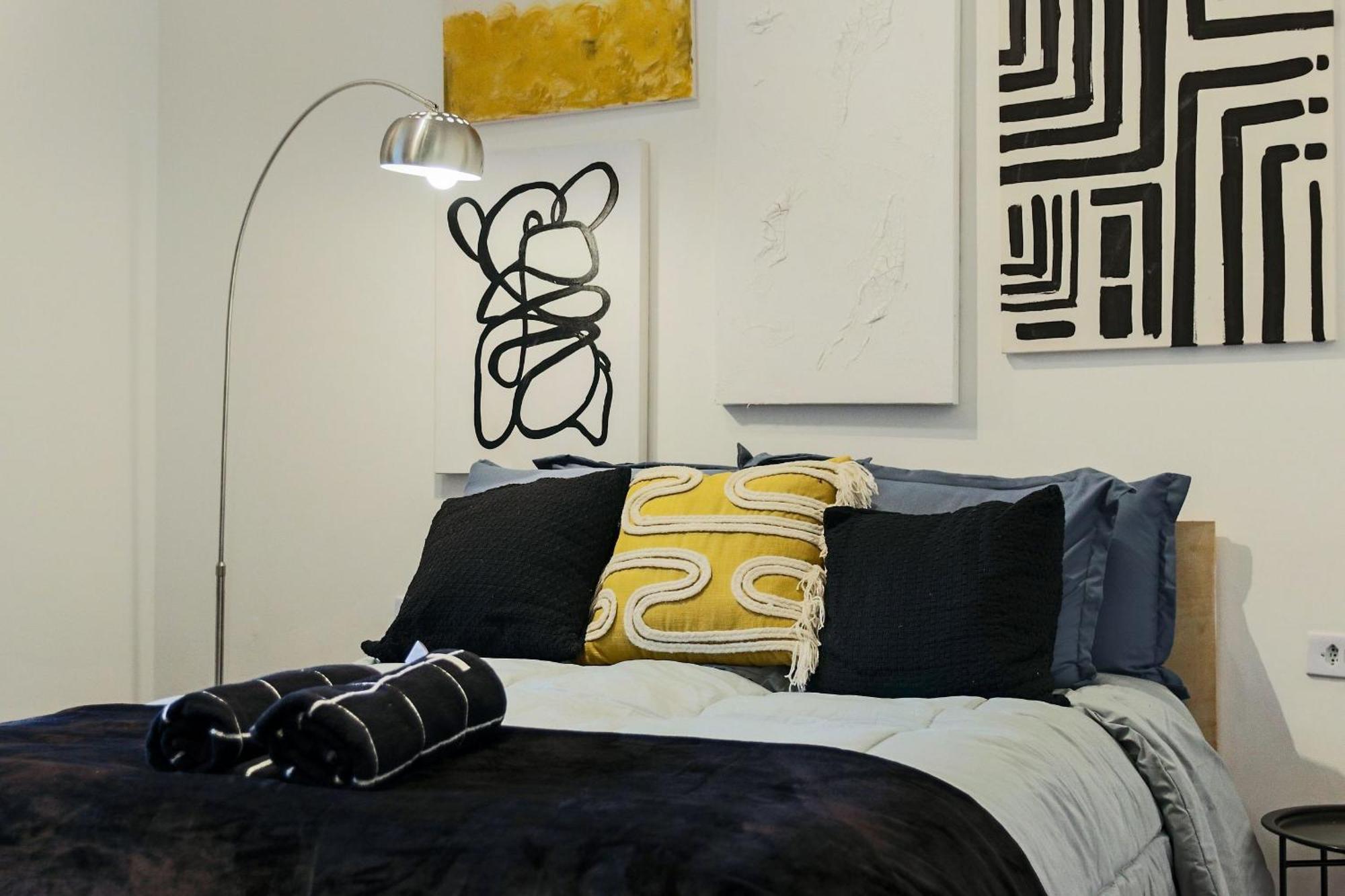 Apartamento A/c Em Amplo Apto Com Varanda No Centro De Sp *