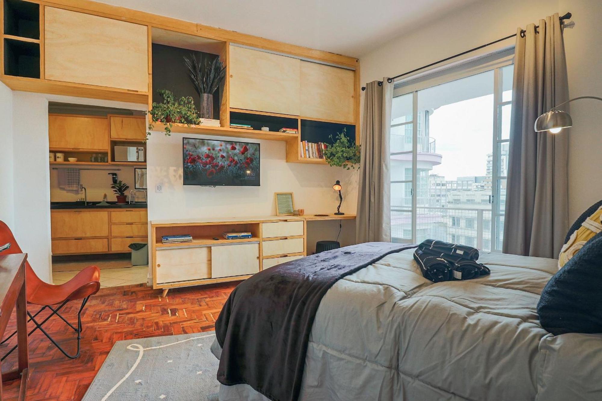 Apartamento A/c Em Amplo Apto Com Varanda No Centro De Sp